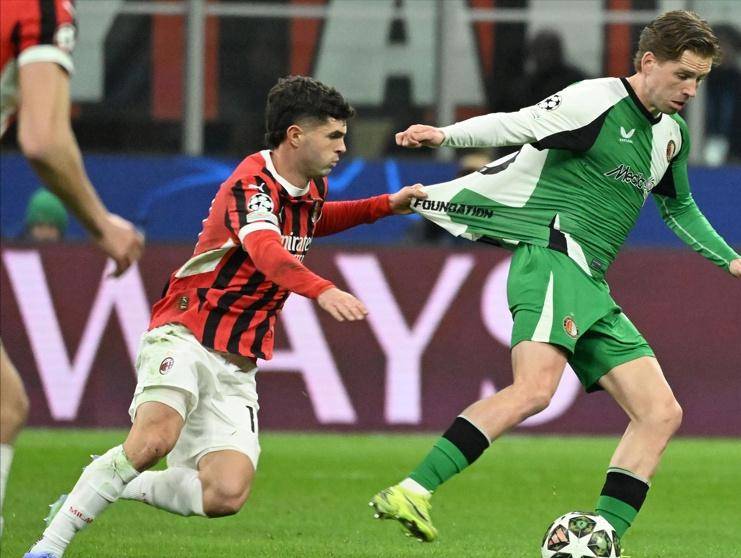 万博体育包含意甲国际比赛日再迎强敌，里尔遗憾出局，主帅态度——更衣室稳定，轮换策略成焦点的词条