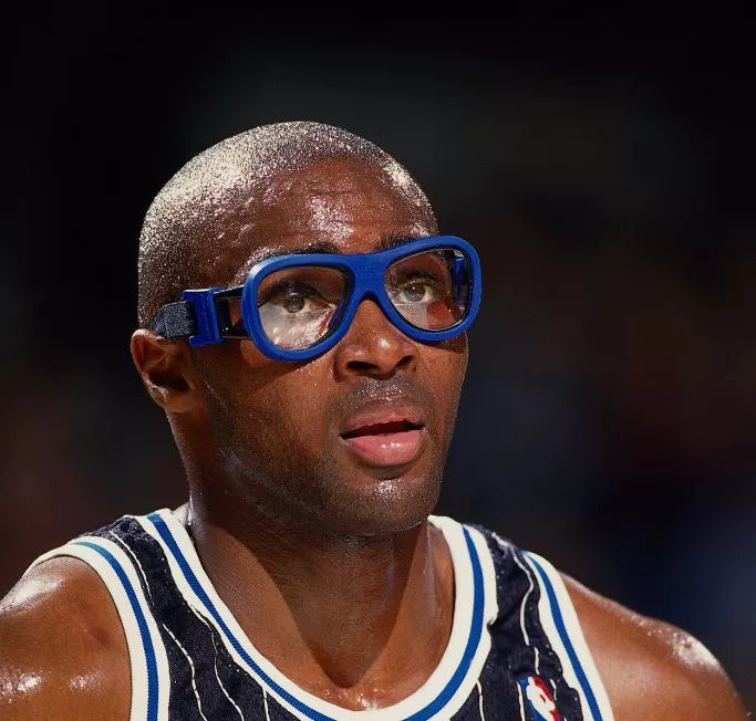 万博体育官网太狠了!国际比赛日葡萄牙体育备战NBA季后赛上海久事转会期调整名单,尼斯今晚更衣室发声的简单介绍